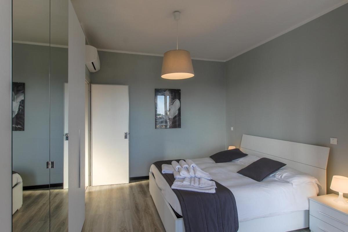 Blu Mare Apartments Pietra Ligure Exterior foto